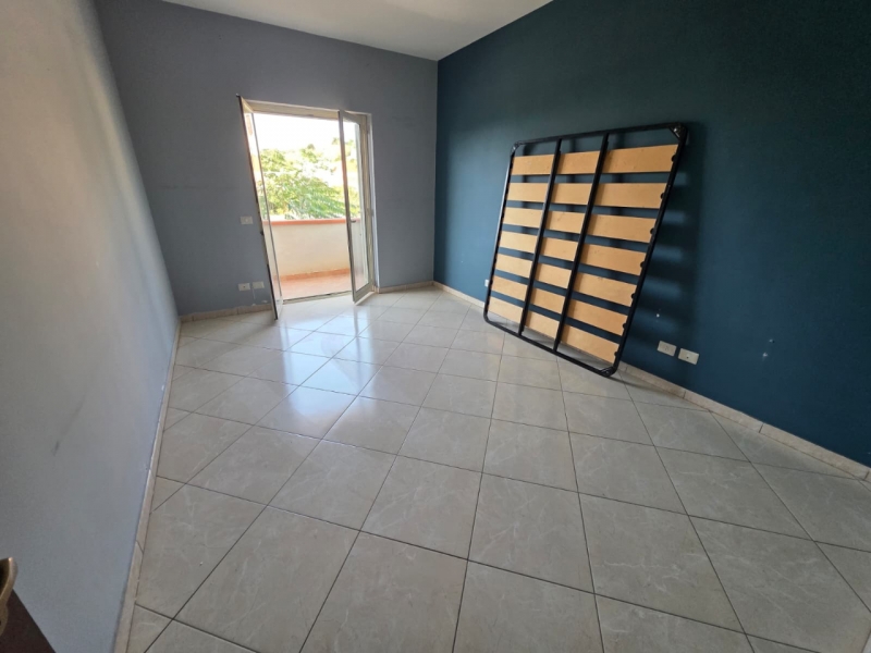Appartamento Semi Arredato Ristrutturato Archi