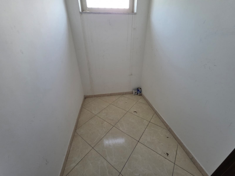 Appartamento Semi Arredato Ristrutturato Archi