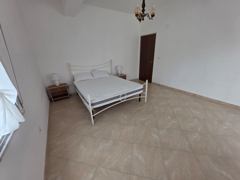 Appartamento Ristrutturato Arredato Palizzi 87 Mq