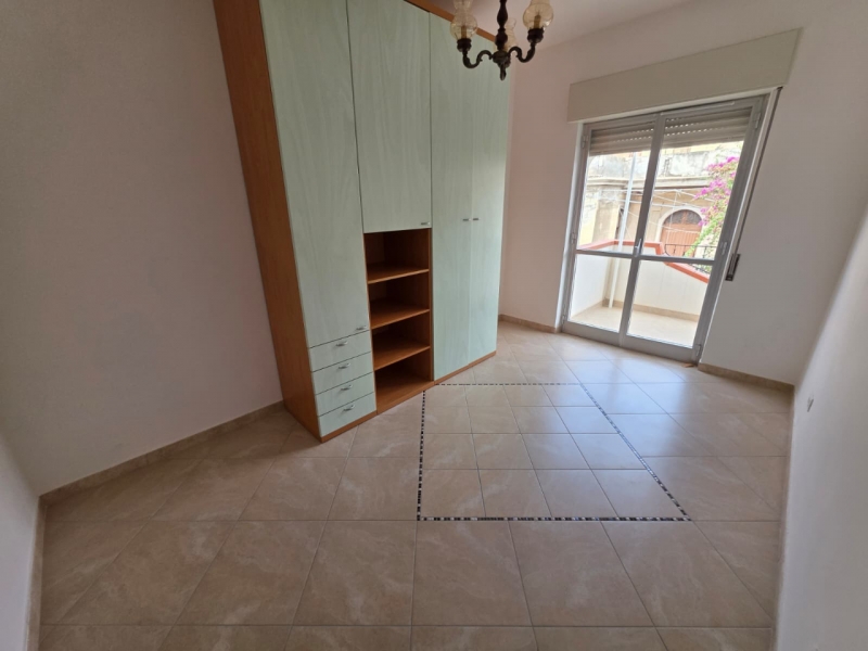 Appartamento Ristrutturato Arredato Palizzi 87 Mq