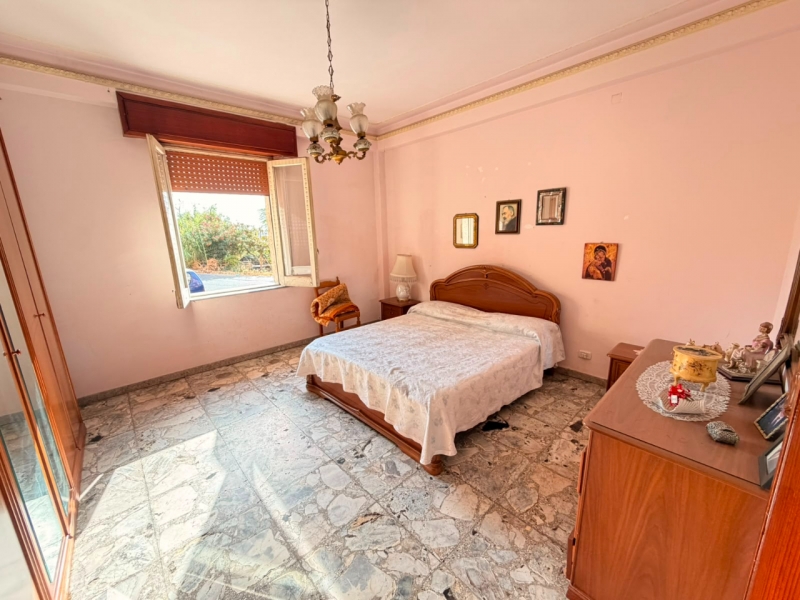 Appartamento 123 Mq Con Cortile 45 Mq Saracinello