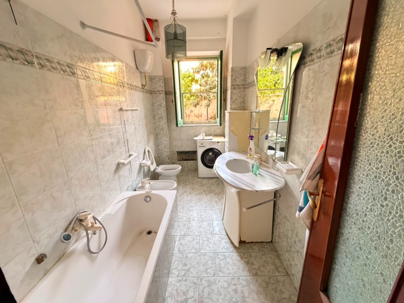 Appartamento 123 Mq Con Cortile 45 Mq Saracinello