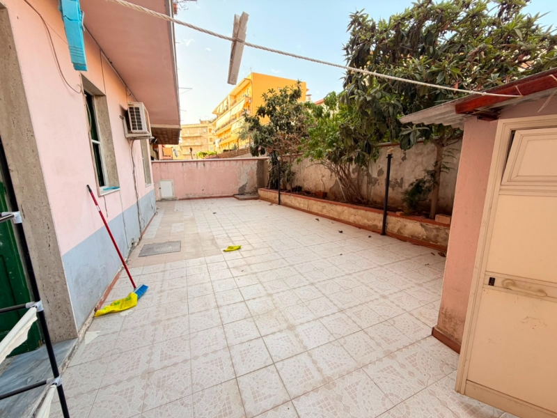 Appartamento 123 Mq Con Cortile 45 Mq Saracinello