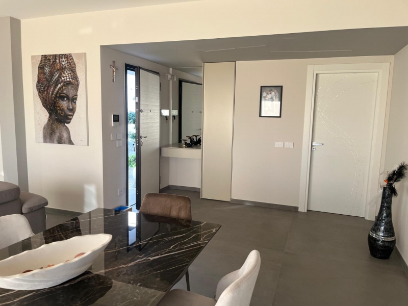  Prestigiosa Villa Nuova Arredata + Piscina + Garage Mortara