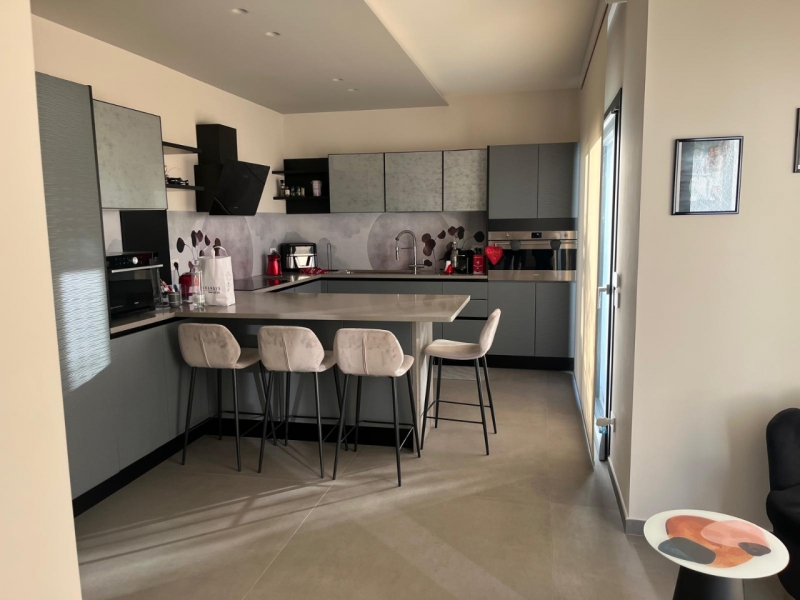  Prestigiosa Villa Nuova Arredata + Piscina + Garage Mortara