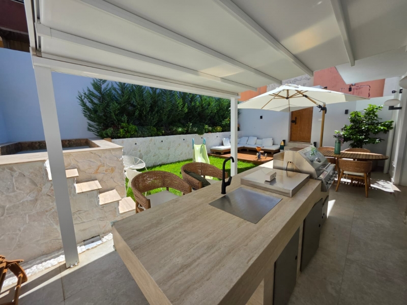 Villino Indipendente Super Design Su Due Livelli Con Giardino Reggio Campi
