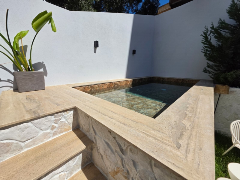 Villino Indipendente Super Design Su Due Livelli Con Giardino Reggio Campi
