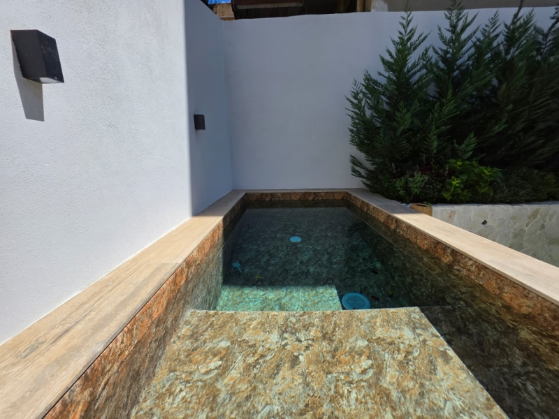 Villino Indipendente Super Design Su Due Livelli Con Giardino Reggio Campi