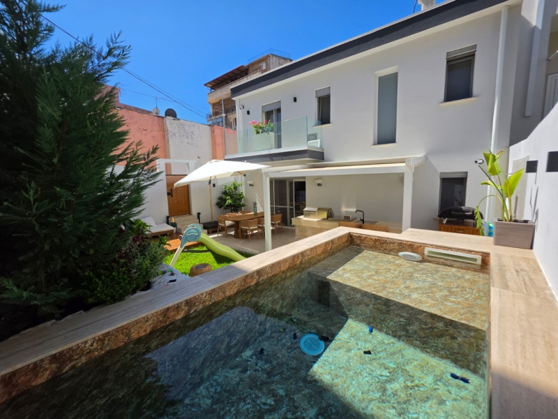Villino Indipendente Super Design Su Due Livelli Con Giardino Reggio Campi