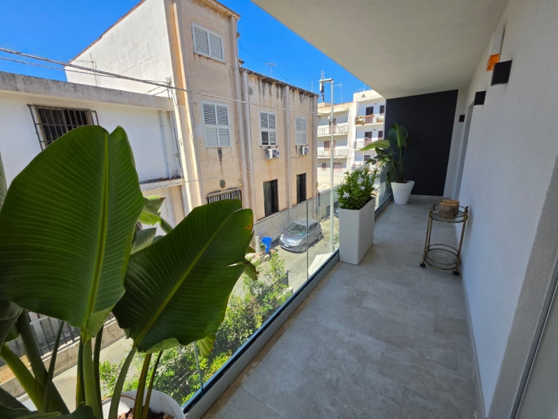 Villino Indipendente Super Design Su Due Livelli Con Giardino Reggio Campi