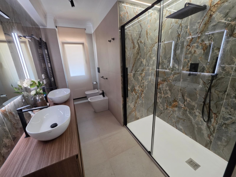 Villino Indipendente Super Design Su Due Livelli Con Giardino Reggio Campi