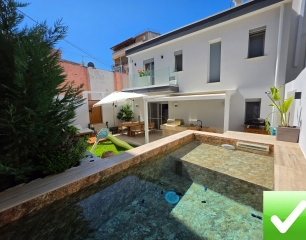 Villino Indipendente Super Design Su Due Livelli Con Giardino Reggio Campi