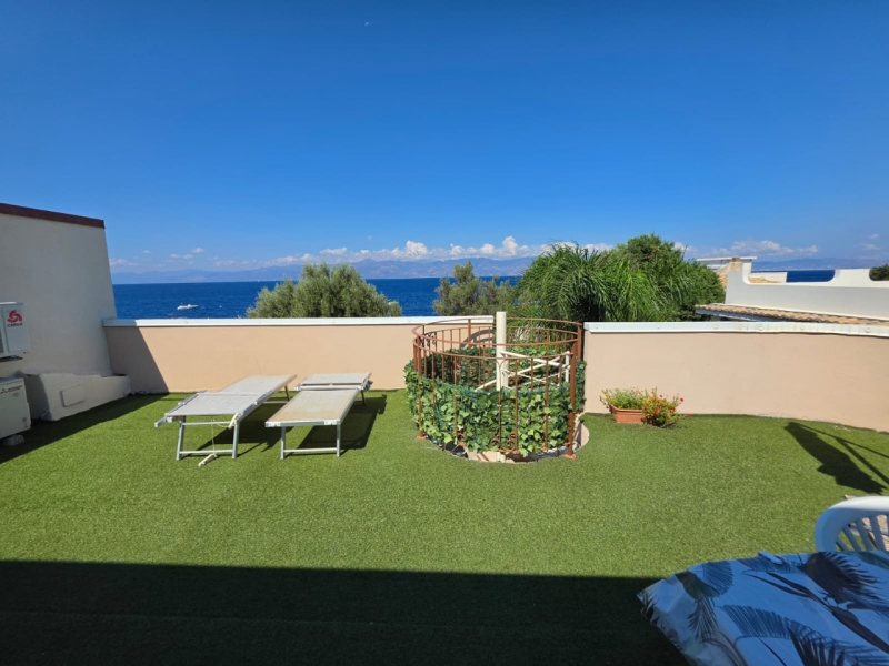 Attico Arredato Panoramico Fronte Mare Pellaro 