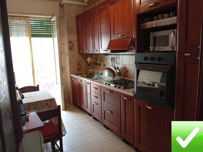 Appartamento Arredato Viale Calabria 100 Mq