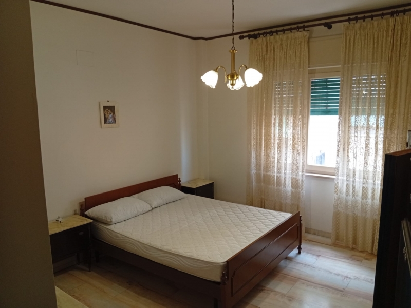 Appartamento Arredato Viale Calabria 100 Mq