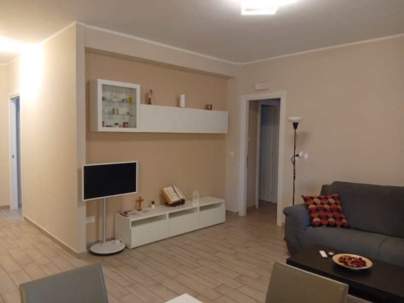 Recente Costruzione Arredato Via Sbarre Centrali