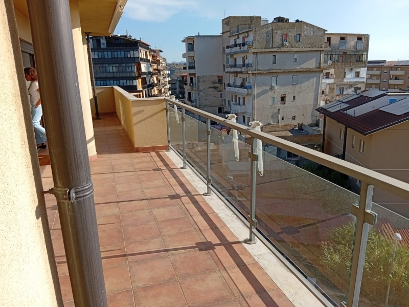 Appartamento Di Recente Costruzione + Garage + Posto Auto Condera