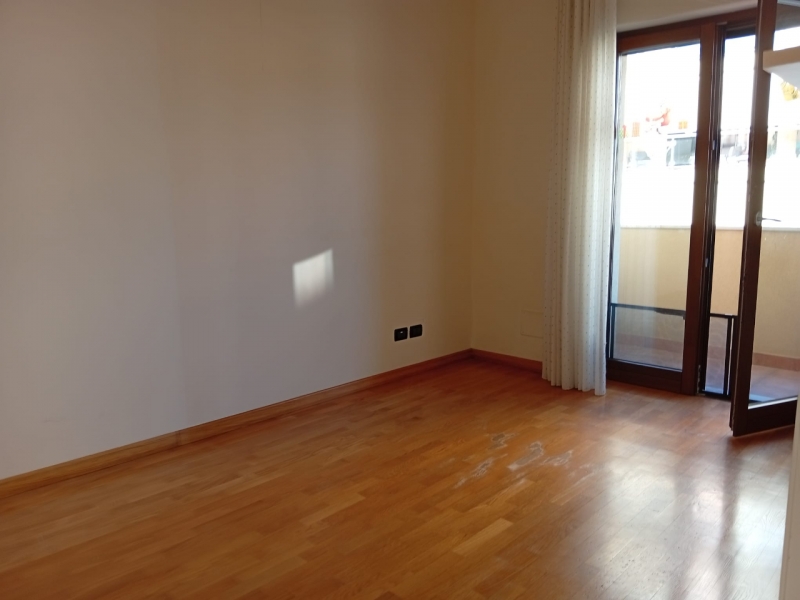 Appartamento Di Recente Costruzione + Garage + Posto Auto Condera