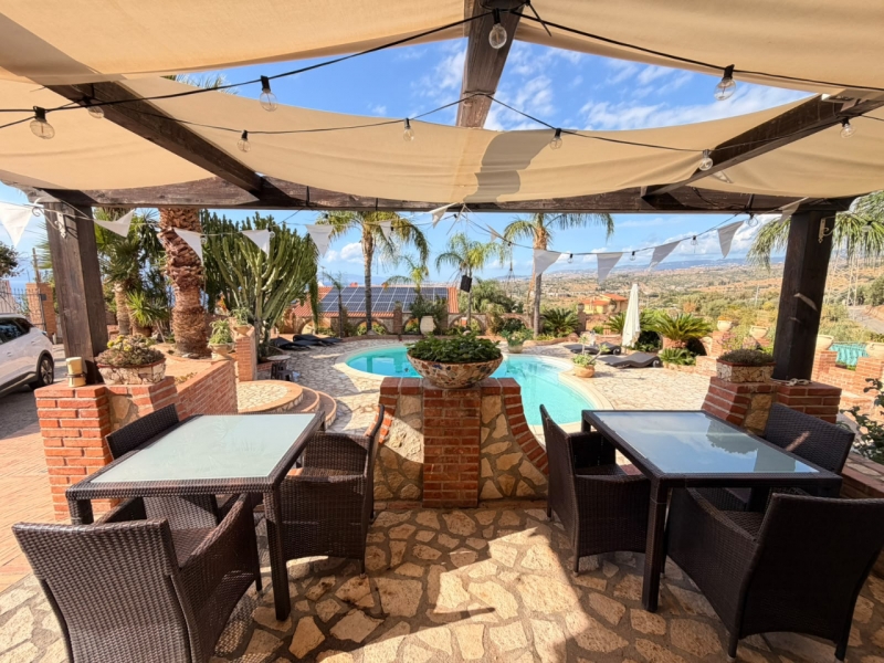 Prestigiosa Villa Con Piscina & B&B Pellaro Lotto 1500 Mq