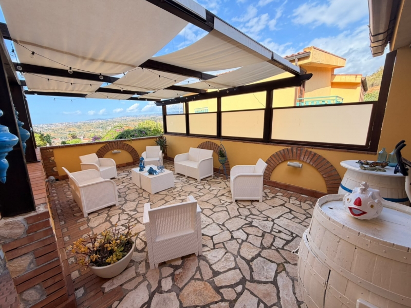 Prestigiosa Villa Con Piscina & B&B Pellaro Lotto 1500 Mq