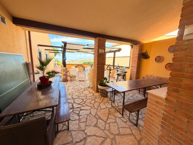Prestigiosa Villa Con Piscina & B&B Pellaro Lotto 1500 Mq