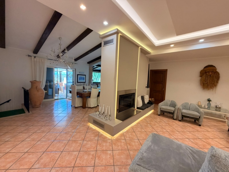Prestigiosa Villa Con Piscina & B&B Pellaro Lotto 1500 Mq
