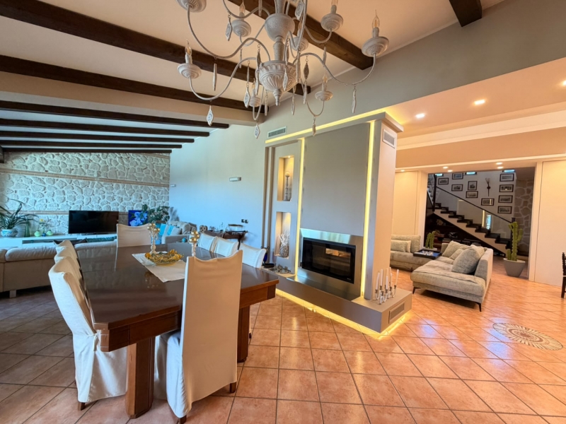Prestigiosa Villa Con Piscina & B&B Pellaro Lotto 1500 Mq