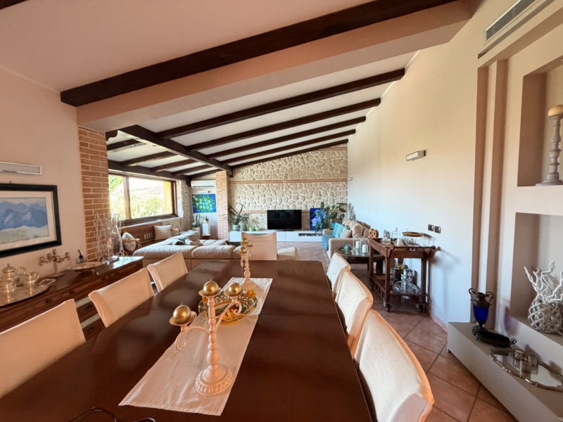 Prestigiosa Villa Con Piscina & B&B Pellaro Lotto 1500 Mq