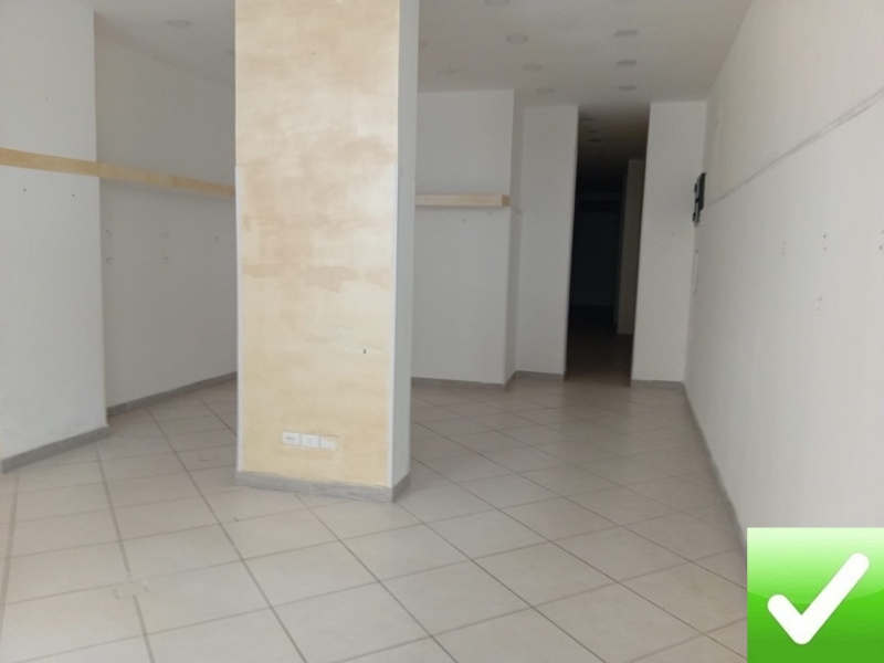Locale Commerciale Corso Garibaldi 90 Mq