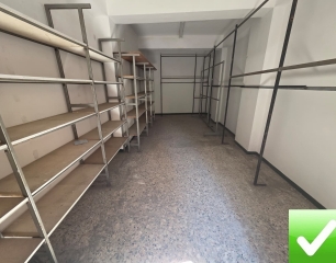 Locale Commerciale C1 Centro 32 Mq