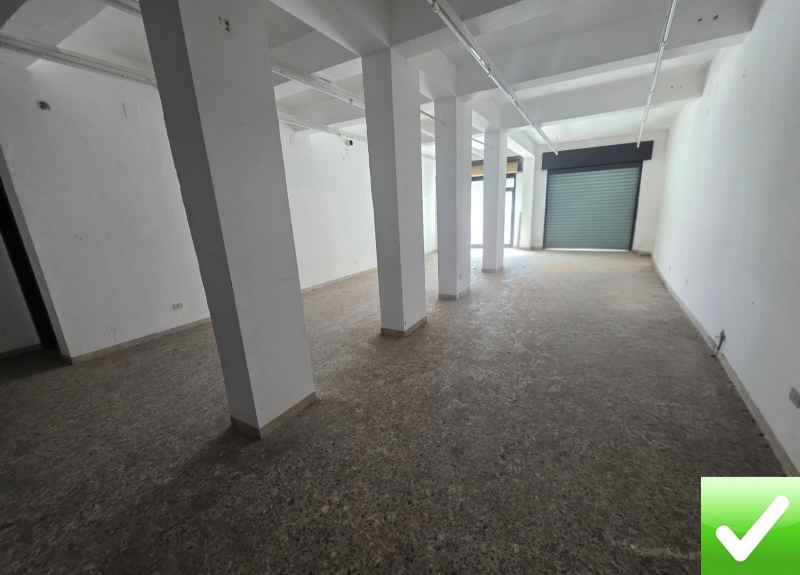 Locale Commerciale C1 Via Firenze 88 Mq
