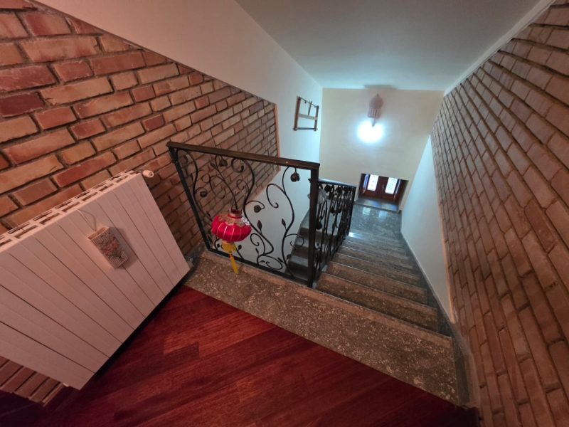 Villa Indipendente 200 Mq Con Giardino 550 Mq Gambarie 