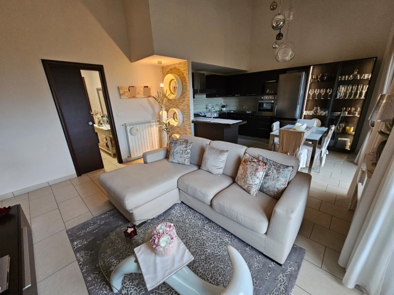 Semi Indipendente Esclusivo: 2 Unità Rifiniture Di Pregio Panoramico + Garage + 4 Posti Auto Arghillà