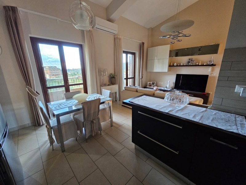 Semi Indipendente Esclusivo: 2 Unità Rifiniture Di Pregio Panoramico + Garage + 4 Posti Auto Arghillà