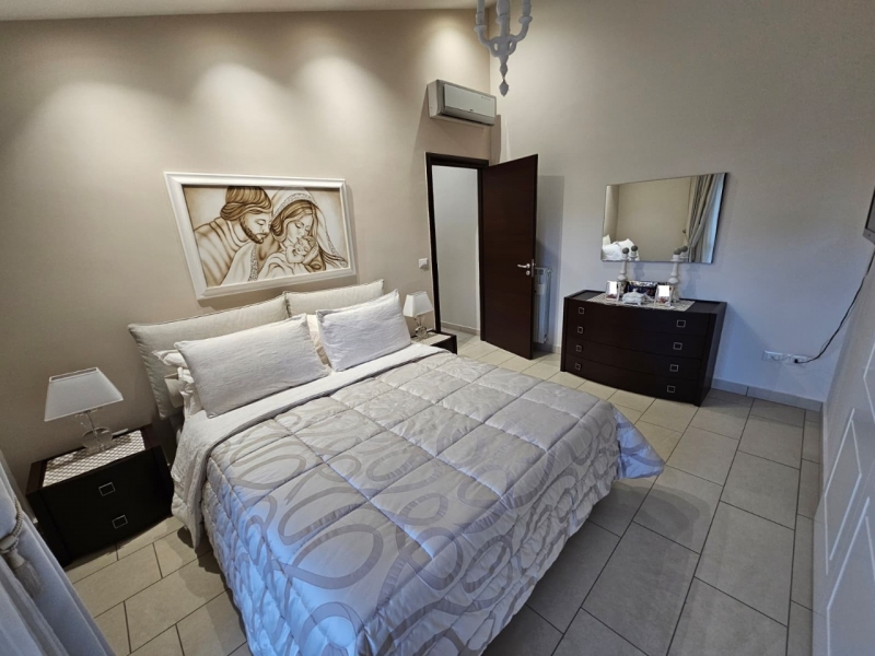 Semi Indipendente Esclusivo: 2 Unità Rifiniture Di Pregio Panoramico + Garage + 4 Posti Auto Arghillà