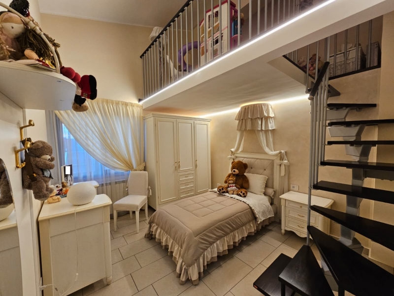 Semi Indipendente Esclusivo: 2 Unità Rifiniture Di Pregio Panoramico + Garage + 4 Posti Auto Arghillà