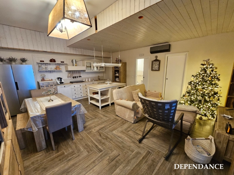Semi Indipendente Esclusivo: 2 Unità Rifiniture Di Pregio Panoramico + Garage + 4 Posti Auto Arghillà