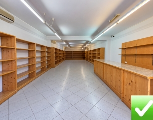 Locale Commerciale Spirito Santo 119 Mq