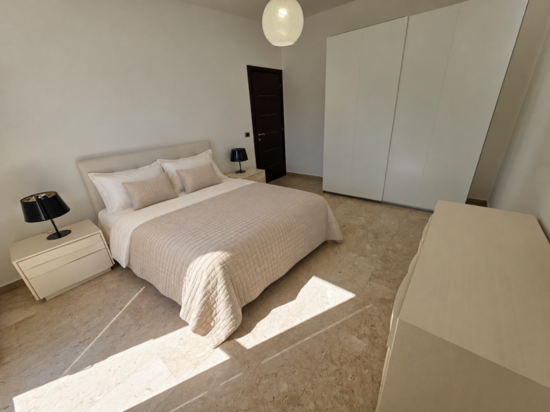Prestigioso Attico Arredato + Terrazzo Panoramico + Posto Auto Via Petrara