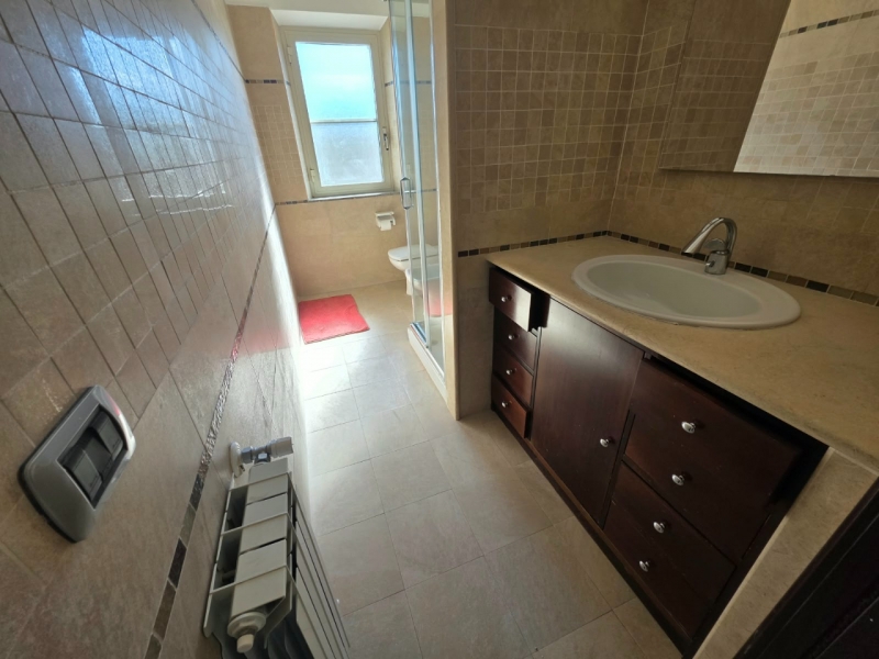 Prestigioso Attico Arredato + Terrazzo Panoramico + Posto Auto Via Petrara