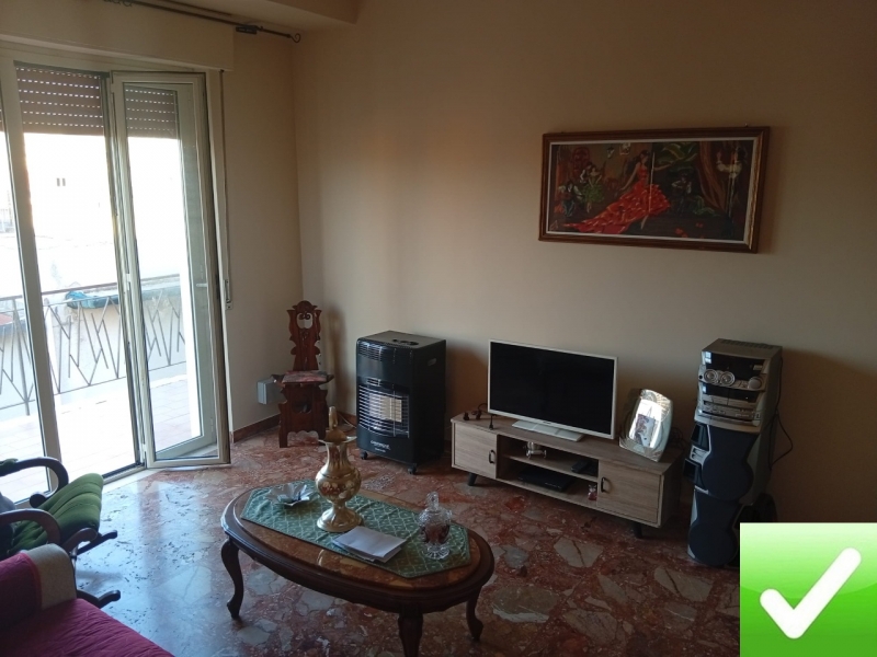 Appartamento Panoramico Viale Aldo Moro 83 Mq