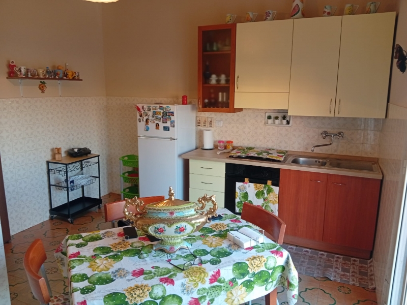 Appartamento Panoramico Viale Aldo Moro 83 Mq