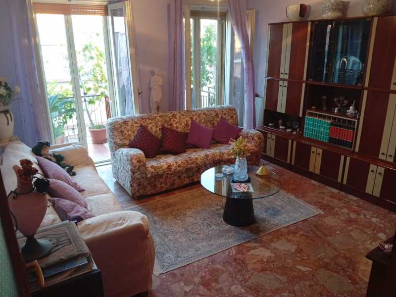 Appartamento Viale Aldo Moro 118 Mq