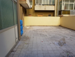  Appartamento Semi Indipendente Con Veranda di 70 Mq Viale Aldo Moro/Omeca 200 Mq