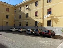 Appartamento Con Posto Auto Via Galileo Galilei 160 Mq