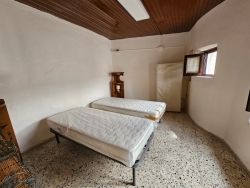Casa Indipendente Su Tre Livelli Ristrutturata Galatro 127 Mq Si Valuta Permuta