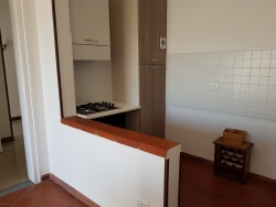 Ristrutturato Ben Arredato Con Terrazza Privata Via De Nava 100 Mq