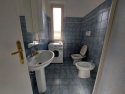 Ristrutturato Ben Arredato Con Terrazza Privata Via De Nava 100 Mq