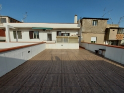 Ristrutturato Ben Arredato Con Terrazza Privata Via De Nava 100 Mq