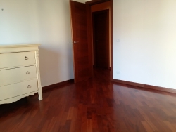 Duplex Di Pregio Su Due Livelli Con Ampio Terrazzo e Veranda Centro 240 Mq